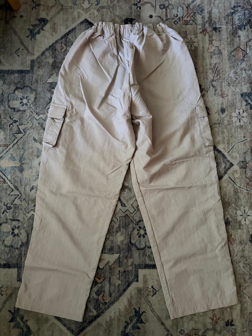 Nike Sportswear Essential Woven Cargo Pants Womens M Beige Wide Leg